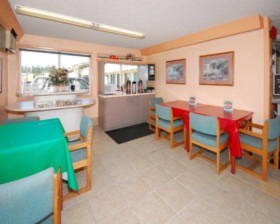 Travelodge By Wyndham Tacoma Near Mcchord Afb Restaurang bild